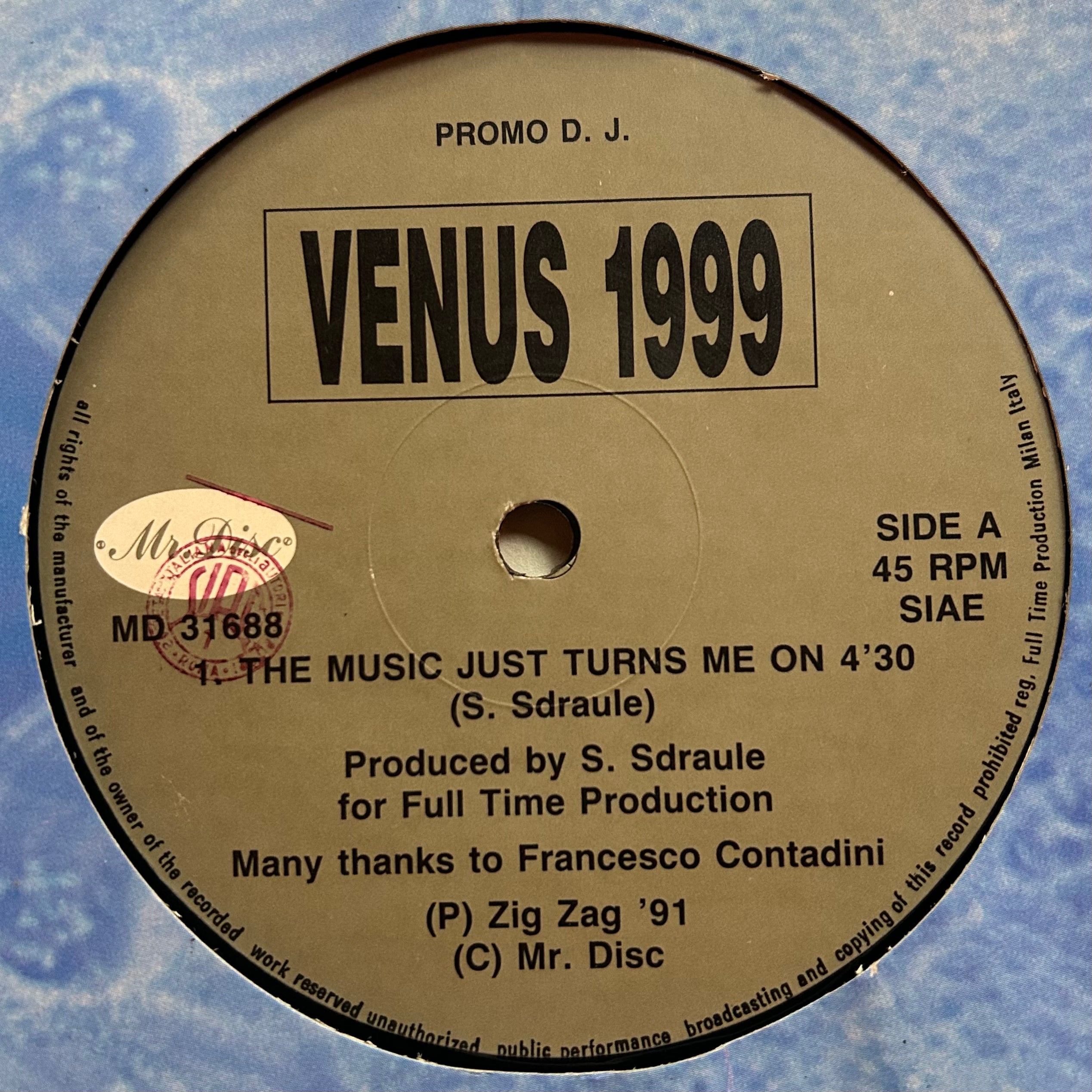 Venus 1999 - The Music Just Turns Me On (1991) Rare Italian Hardcore Techno 12" Promo